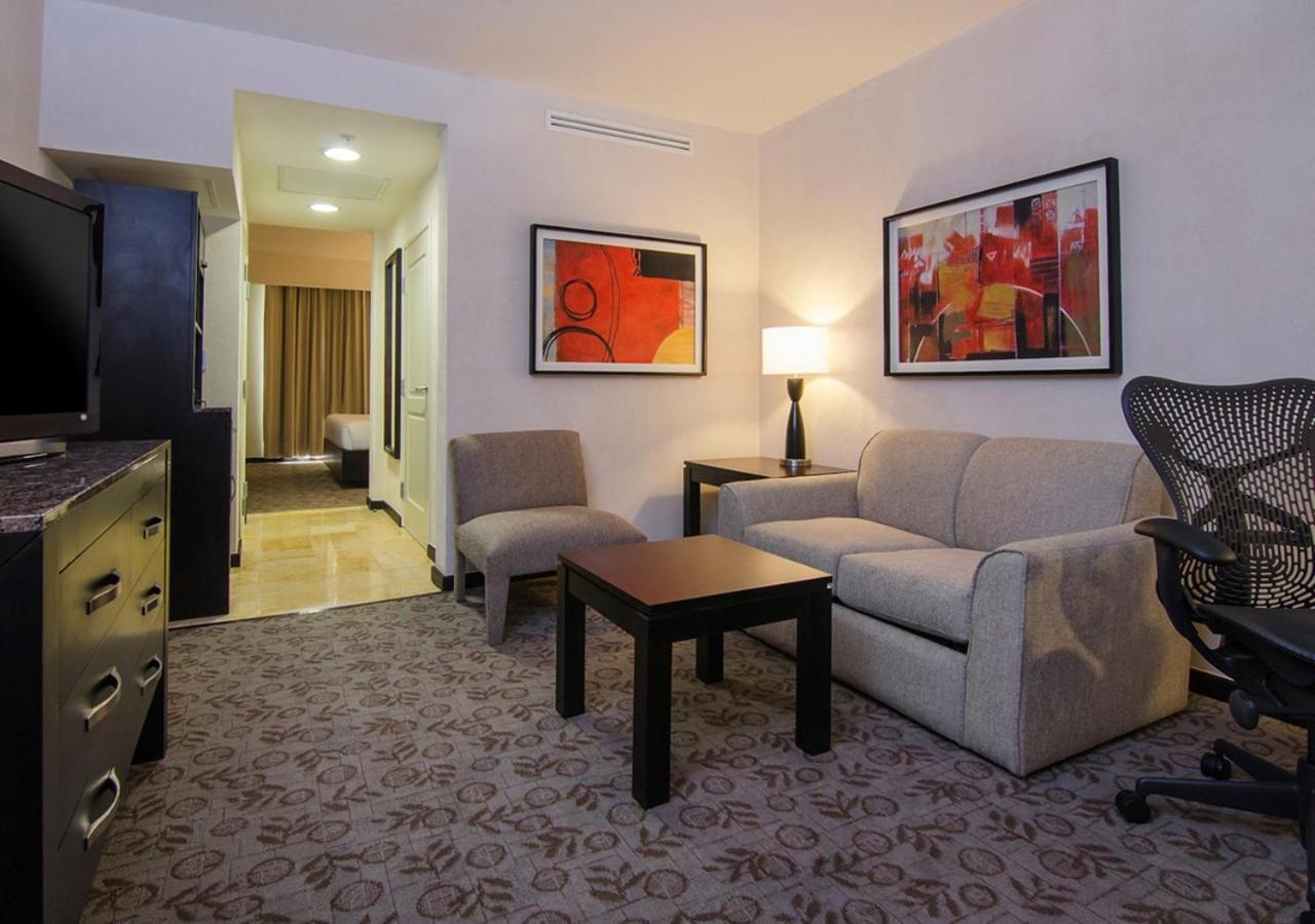 Hilton Garden Inn Tuxtla Gutiérrez Eksteriør billede